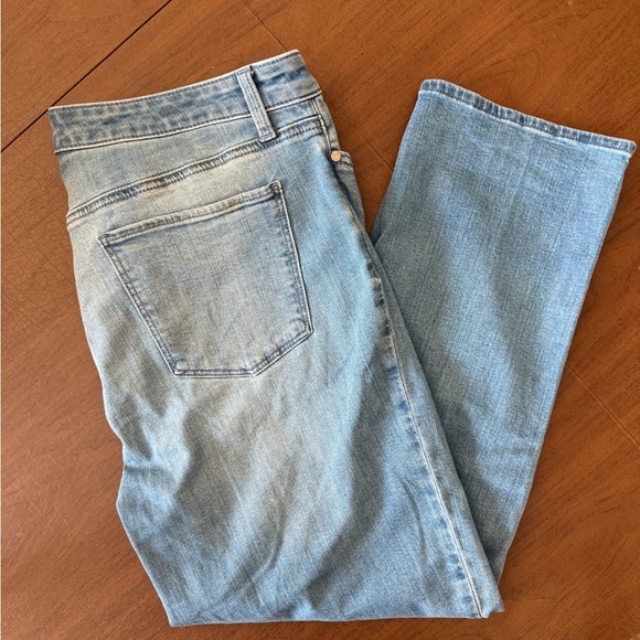 Talbots Crop Straight Leg Jeans Light Blue SZ 14 - Picture 1 of 9